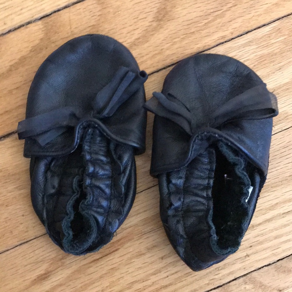 Roobeez black shoes with bow